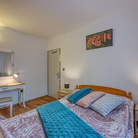 Apartments Suki Rovinj Bagian luar foto