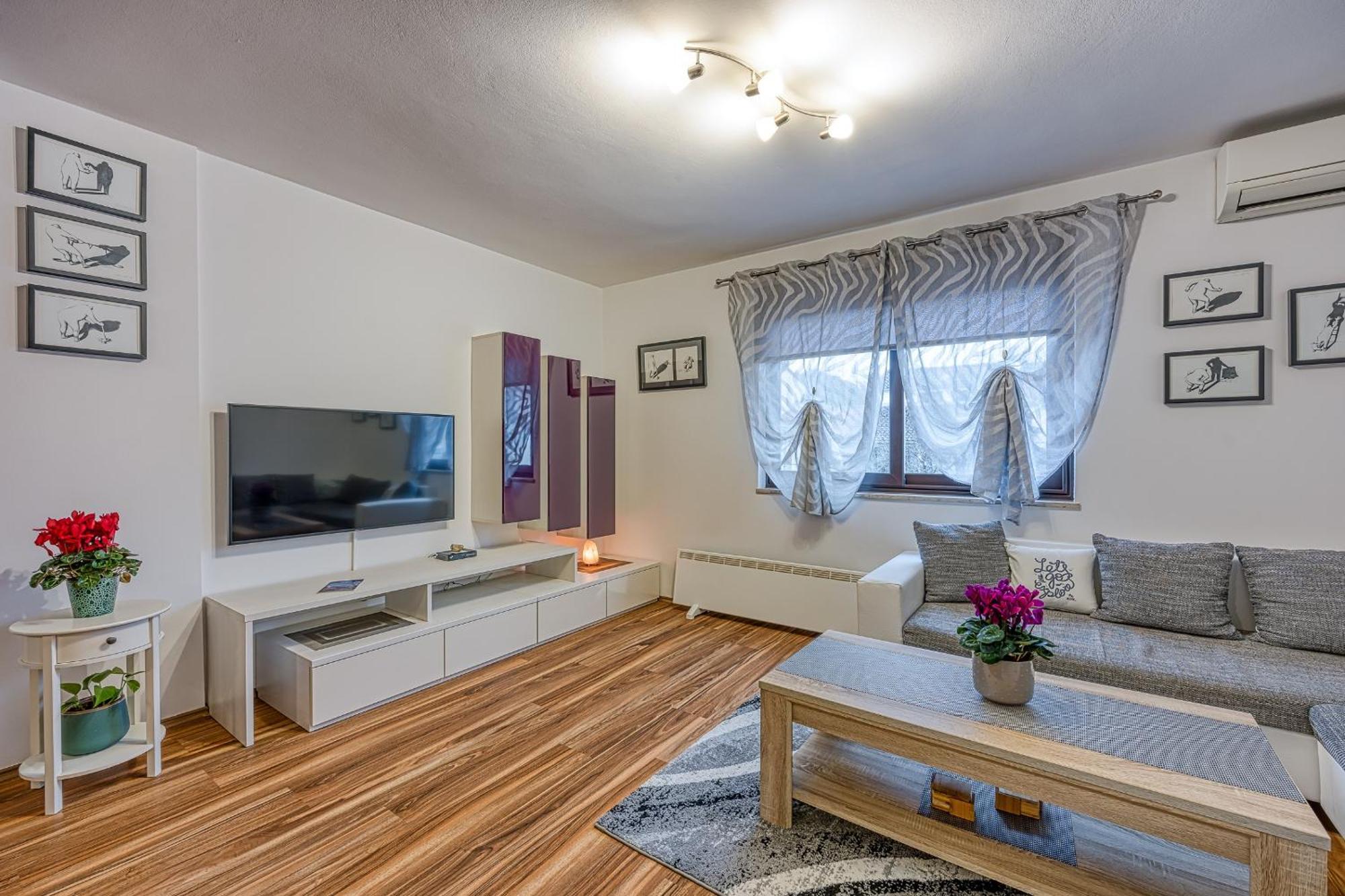 Apartments Suki Rovinj Bagian luar foto