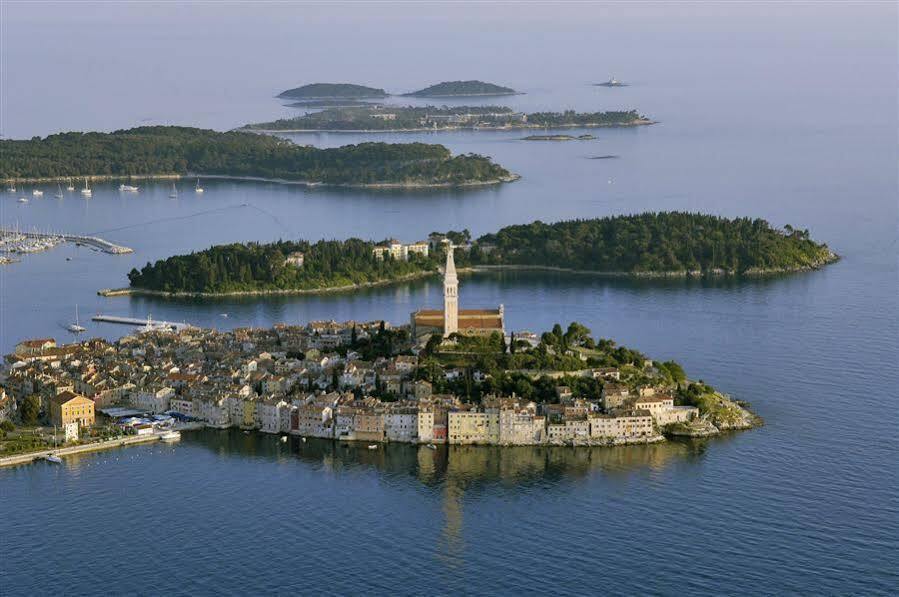 Apartments Suki Rovinj Bagian luar foto